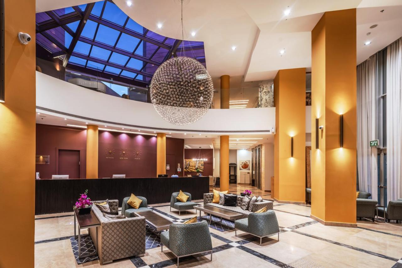 Ramada Hotel & Suites By Wyndham Netanya Exterior photo